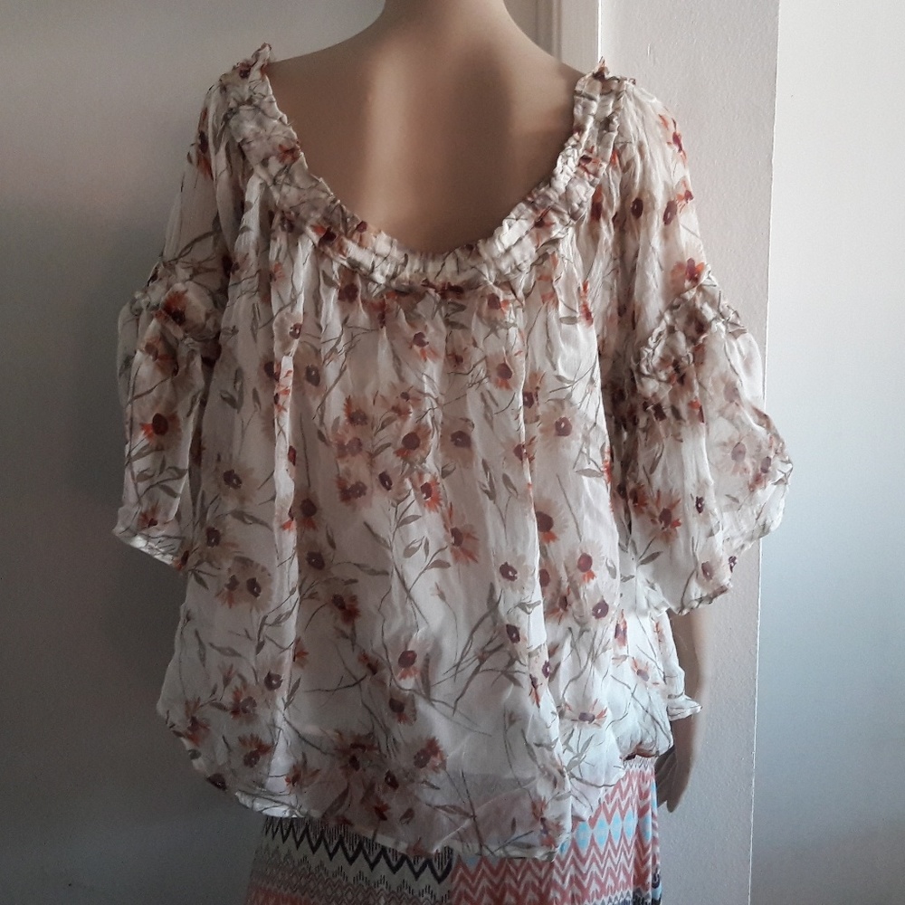 Lucky Brand blouse - Picture 2 of 2